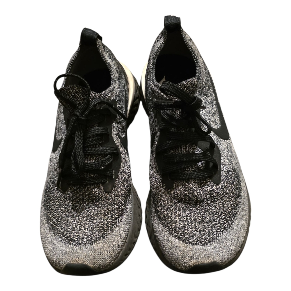 Nike Black and Gray Running Shoes - Picture 2 of 5